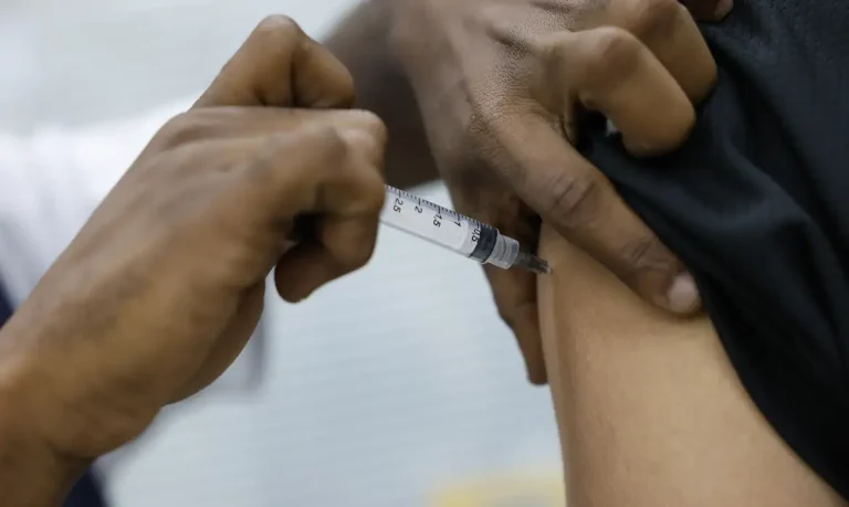 Cobertura vacinal contra a gripe no Brasil