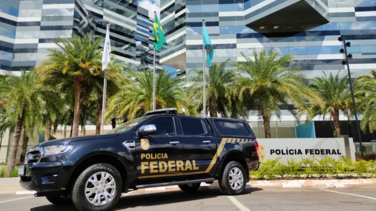 Policiais civis e piloto da Copa