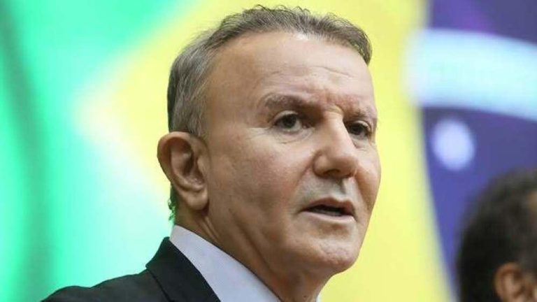 Prefeito de Palmas é preso pela PF sob suspeita de vazar informações sigilosas do STJ