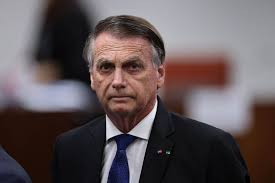 Bolsonaro cancela agenda de julho por