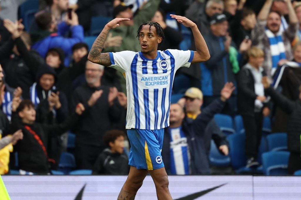 Chelsea acerta contratação de João Pedro e atacante brasileiro
