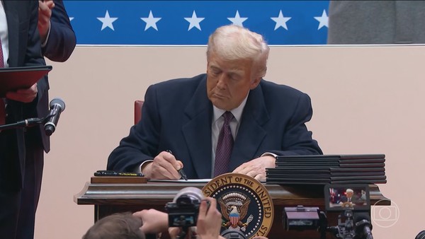 Paramount fecha acordo de R$ 87 milhões com Donald Trump por